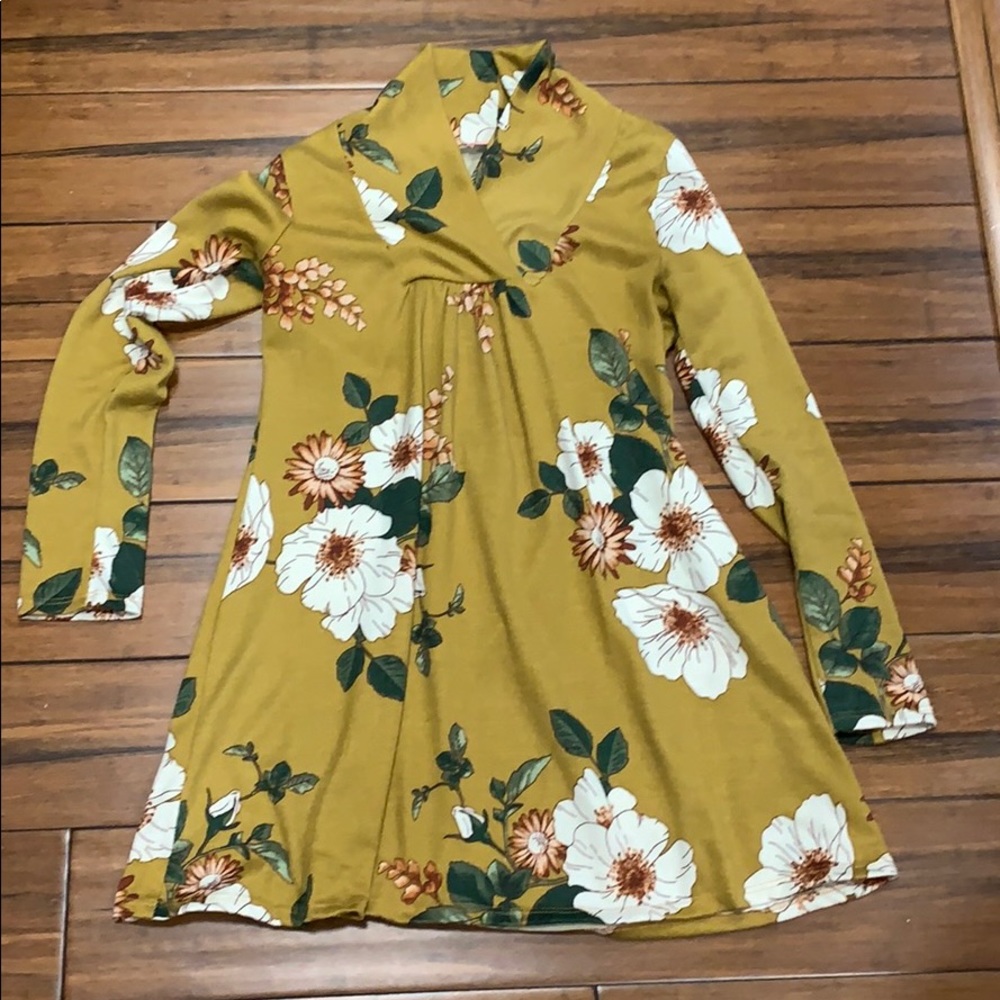 Hello Miz maternity sweater size small